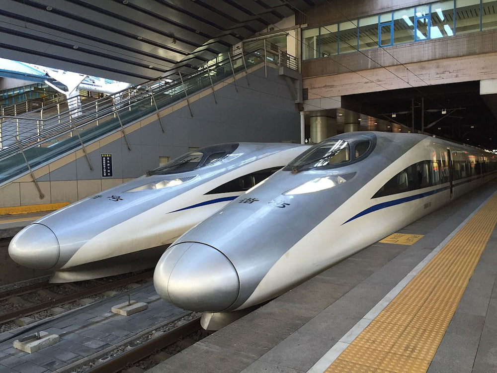 قطار پرسرعت چینی که رکورد سرعت هواپیما را شکست